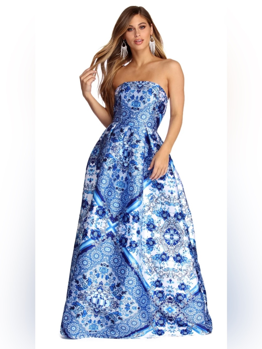 Speechless Chinoiserie Blue/White Satin Prom/Ball/Special Occasion Dress Size 9
